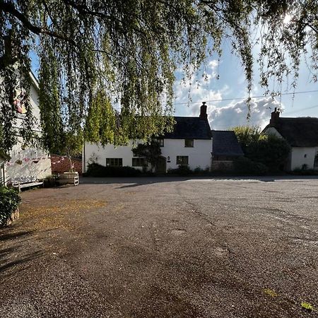 Notley Arms Inn Exmoor National Park Elworthy Buitenkant foto