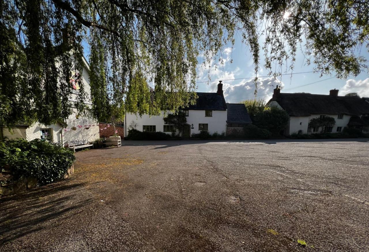 Notley Arms Inn Exmoor National Park Elworthy Buitenkant foto