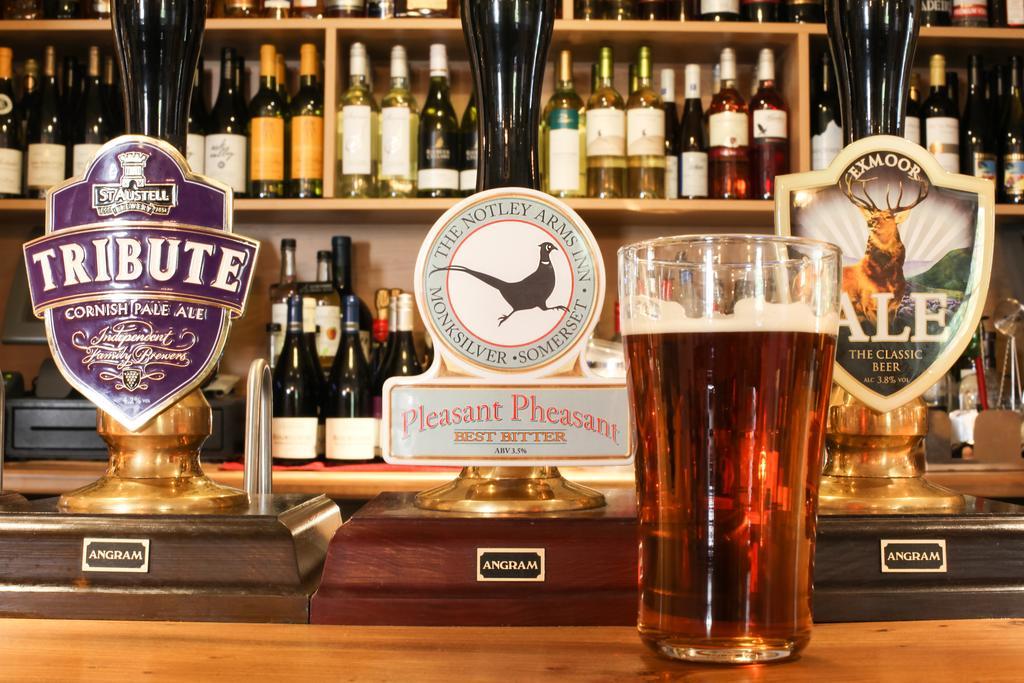 Notley Arms Inn Exmoor National Park Elworthy Buitenkant foto